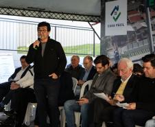 Estado entrega residencial com 128 apartamentos para atender famílias de Londrina