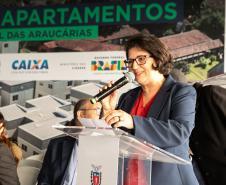 Estado entrega residencial com 128 apartamentos para atender famílias de Londrina