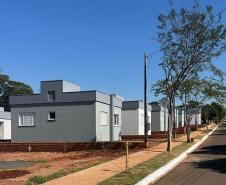 Em Nova Londrina, 14 famílias realizam o sonho da moradia própria com o programa Casa Fácil