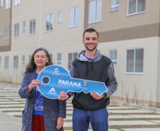 Entrega do primeiro módulo do Residencial Camembert beneficia 128 famílias de Araucária