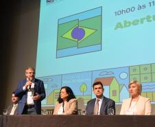 Paraná ganha reconhecimento nacional com programa inédito para idosos conquistarem a moradia própria
