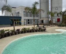 Governador inaugura condomínio clube com 864 apartamentos em Almirante Tamandaré