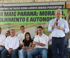 Ratinho Junior inaugura Condomínio do Idoso de Campo Mourão com 40 casas