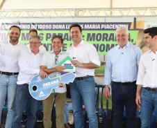 Ratinho Junior inaugura Condomínio do Idoso de Campo Mourão com 40 casas