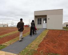 Com entrega de 275 casas, Estado conclui bairro planejado em Ponta Grossa