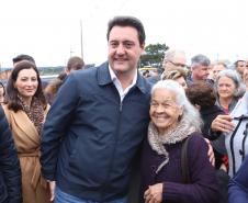Governador entrega Condomínio do Idoso com 40 unidades e piscina térmica em Ponta Grossa