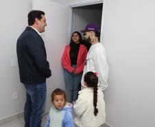 Com entrega de 275 casas, Estado conclui bairro planejado em Ponta Grossa