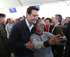Governador entrega Condomínio do Idoso com 40 unidades e piscina térmica em Ponta Grossa