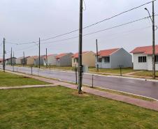 64 famílias de Campo Mourão recebem as chaves da casa própria com subsídio do Casa Fácil Paraná