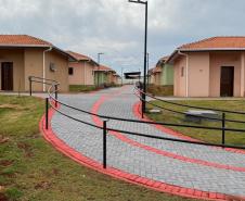 Ratinho Junior inaugura Condomínio do Idoso de Campo Mourão com 40 casas