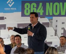 Governador inaugura condomínio clube com 864 apartamentos em Almirante Tamandaré