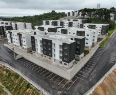 Governador inaugura condomínio clube com 864 apartamentos em Almirante Tamandaré
