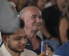 “Agora é meu”: idoso celebra 1ª casa própria com ajuda do Casa Fácil Paraná Terceira Idade