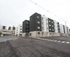 Governador inaugura condomínio clube com 864 apartamentos em Almirante Tamandaré