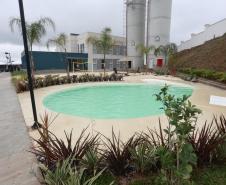 Governador inaugura condomínio clube com 864 apartamentos em Almirante Tamandaré