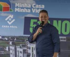 Com apoio do Estado, 512 famílias de Londrina passam a viver em casa própria
