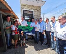 Estado entrega primeiros módulos sanitários do programa Banheiro em Casa em Ivaiporã