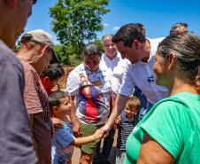 Estado entrega primeiros módulos sanitários do programa Banheiro em Casa em Ivaiporã