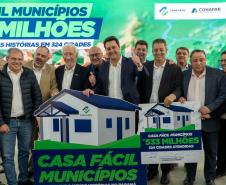 Governador anuncia R$ 533 milhões para construção de casas em 324 municípios