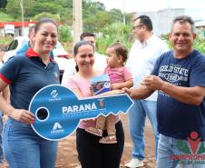 Em Missal, 41 famílias recebem as chaves de novas moradias financiadas pela Cohapar