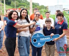 Em Missal, 41 famílias recebem as chaves de novas moradias financiadas pela Cohapar