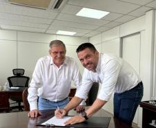 Parceria entre Lottopar e Cohapar garante R$ 10 milhões em recursos para subsidiar o valor de entrada a 500 famílias