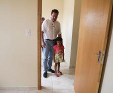 Com subsídio do Estado, Ratinho Junior entrega casas a 103 famílias de Rondon