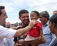 Com subsídio do Estado, Ratinho Junior entrega casas a 103 famílias de Rondon