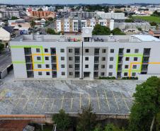 Com aporte do Casa Fácil Paraná, 51 novos apartamentos são entregues para famílias de Pinhais