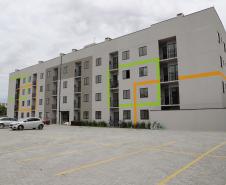 Com aporte do Casa Fácil Paraná, 51 novos apartamentos são entregues para famílias de Pinhais