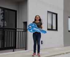 Com aporte do Casa Fácil Paraná, 51 novos apartamentos são entregues para famílias de Pinhais