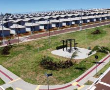 Mais de 130 mil famílias: Casa Fácil impulsiona habitação e movimenta a economia do Paraná 