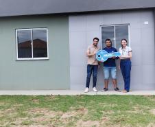 199 famílias de Apucarana, Cambará e Assis Chateaubriand celebraram o fim de ano em seus novos lares