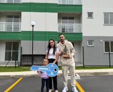 Mais de 130 mil famílias: Casa Fácil impulsiona habitação e movimenta a economia do Paraná 