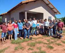 Com recursos do Casa Fácil, Cohapar entrega moradias rurais para famílias de Altônia