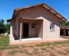 Com recursos do Casa Fácil, Cohapar entrega moradias rurais para famílias de Altônia