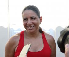 Governador entrega moradias e anuncia R$ 36,2 milhões para estradas rurais em Terra Rica