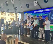 Com investimento de R$ 4,7 milhões do Casa Fácil, Cohapar entrega 256 apartamentos em Maringá