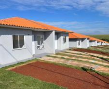 Aporte estadual de R$ 2,4 milhões garante entrega de 120 casas a famílias de Campo Mourão