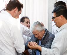 Governador destaca atendimento à terceira idade em visita ao Condomínio do Idoso de Cascavel