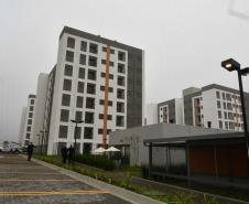 Ratinho Junior inaugura residencial com 320 unidades em Londrina, no Norte do Estado