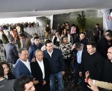 Ratinho Junior inaugura residencial com 320 unidades em Londrina, no Norte do Estado
