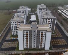 Ratinho Junior inaugura residencial com 320 unidades em Londrina, no Norte do Estado