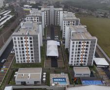 Ratinho Junior inaugura residencial com 320 unidades em Londrina, no Norte do Estado