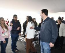 Ratinho Junior inaugura residencial com 320 unidades em Londrina, no Norte do Estado