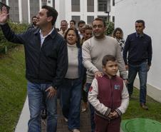 Ratinho Junior inaugura residencial com 320 unidades em Londrina, no Norte do Estado