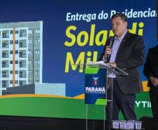 Ratinho Junior inaugura residencial com 320 unidades em Londrina, no Norte do Estado