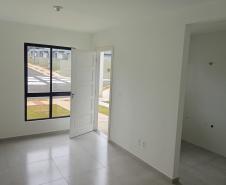Em Ponta Grossa, condomínio com 47 casas é inaugurado com recursos estaduais
