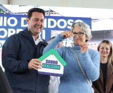 Estado inaugura 10º Condomínio do Idoso em São Miguel do Iguaçu, com 40 casas adaptadas