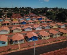 A Companhia de Habitação do Paraná (Cohapar) revisou e renegociou contratos de prestação de serviços, reduziu gastos com cargos comissionados e funções gratificadas. O processo de reestruturação de empresa também está em fase de conclusão. As medidas efetivadas nestes 100 primeiros dias de gestão foram tomadas para cumprir o compromisso de diminuir gastos administrativos e aumentar os investimentos para benefício direto da população.